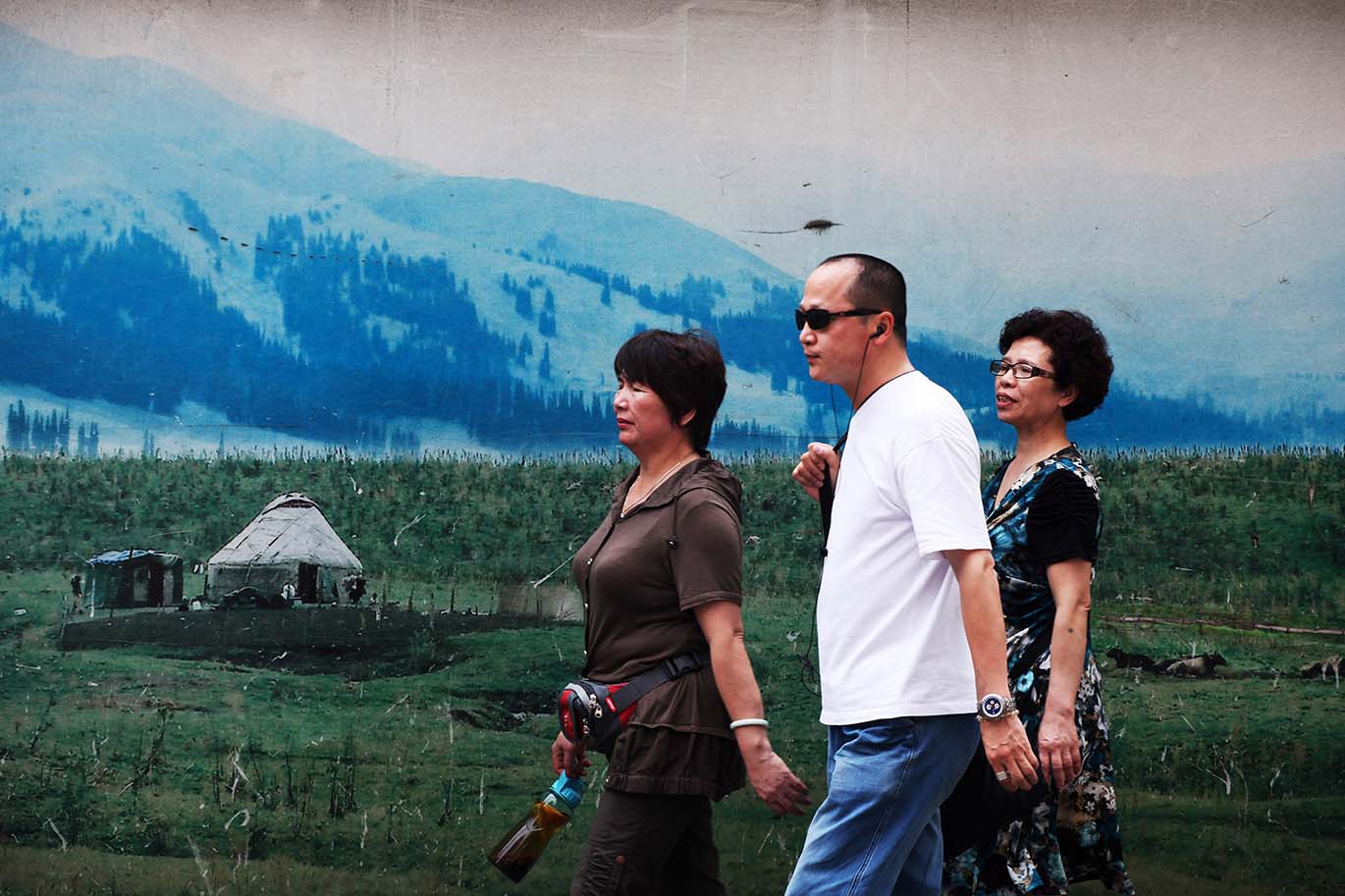 Landscape Wall-Dianchi Rd ,Shanghai14：30-May 7,2011.jpg