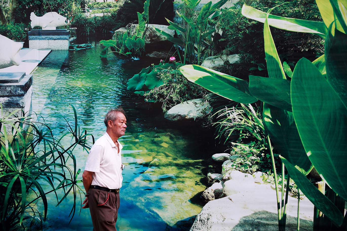 Landscape Wall-Xukang Rd ,Wuxi 15：30，Sept 3rd,2011.jpg