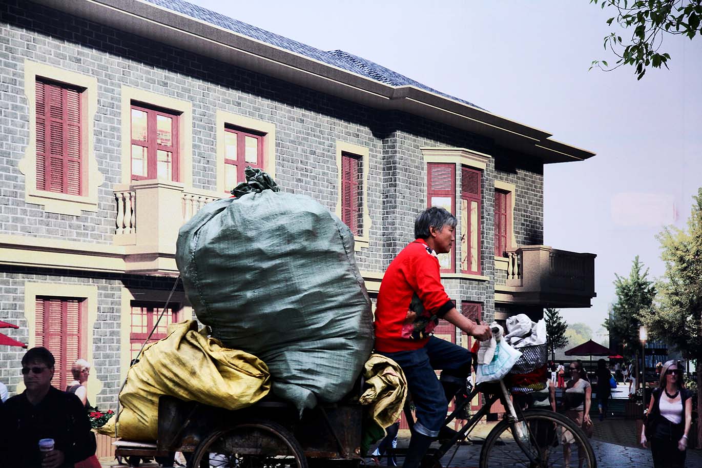Landscape Wall-Yuanping Rd,Shanghai 15：15-Oct.18,2013.jpg